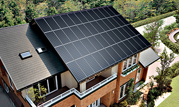 太陽光発電システム搭載住宅（2）